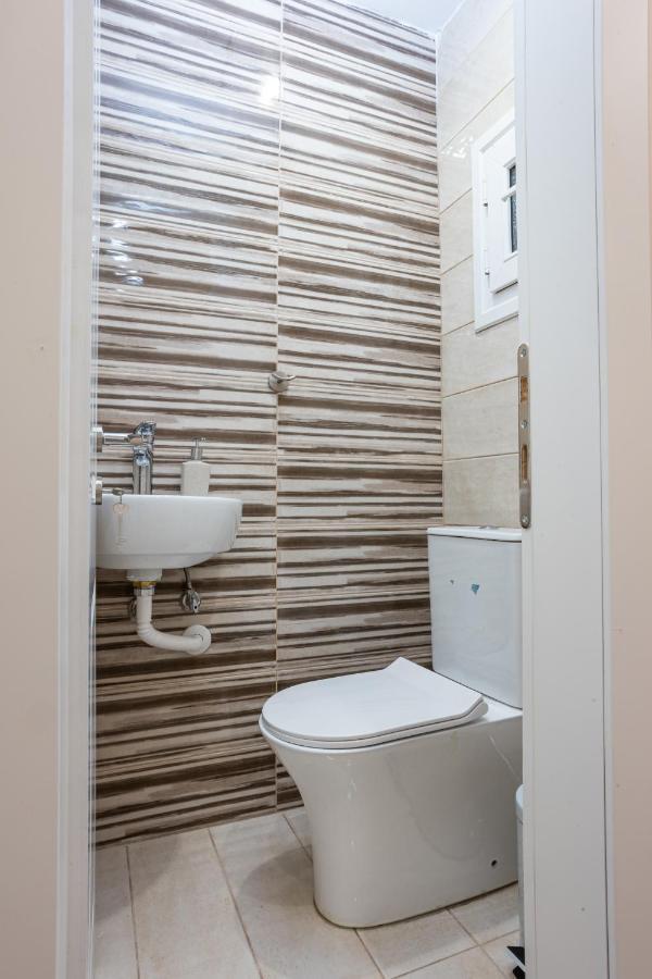Luxury Downtown Apartment E1 Thessaloniki Exterior photo