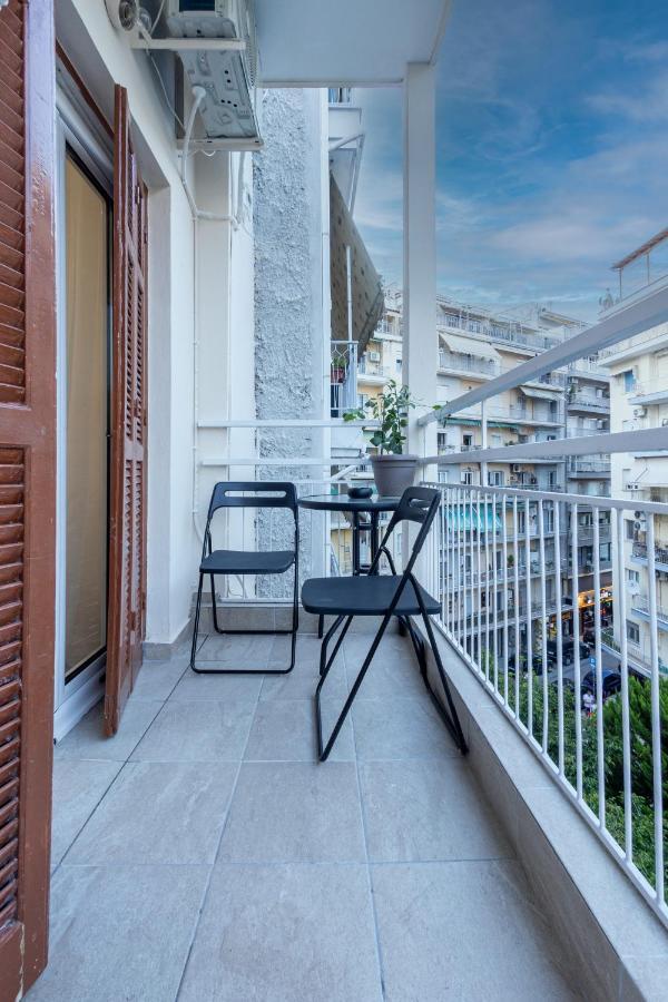 Luxury Downtown Apartment E1 Thessaloniki Exterior photo