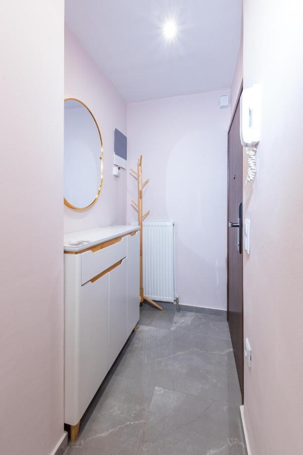 Luxury Downtown Apartment E1 Thessaloniki Exterior photo
